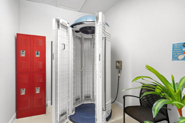 Indoor tanning suite with lockers at The Overlook student apartments in Nacogdoches TX